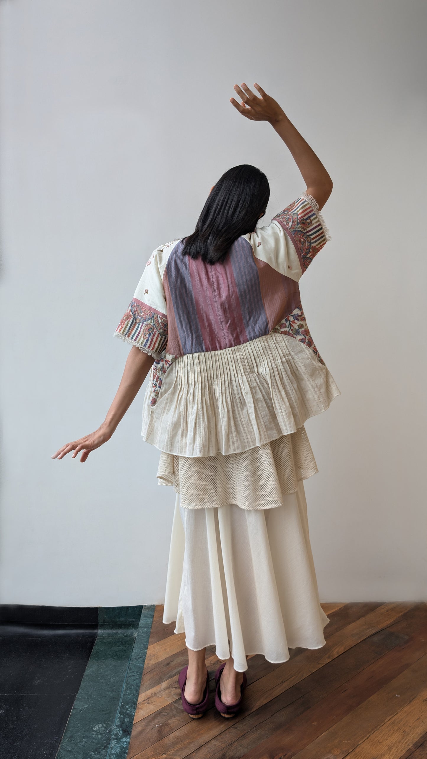 Raglan Reversible Overlay