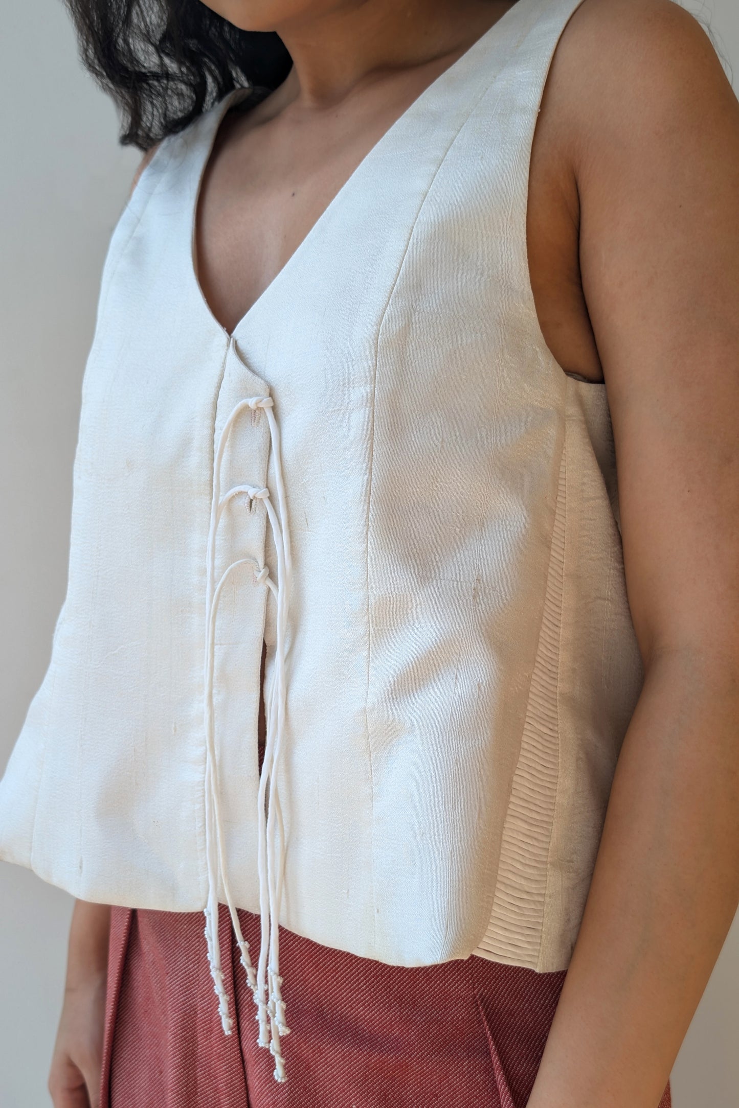 Cord Silk Vest