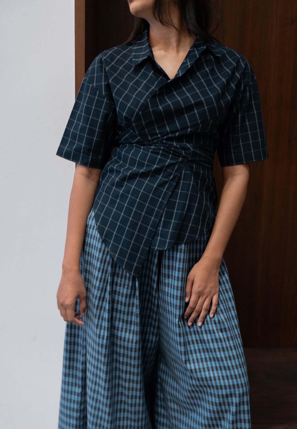 charcoal wrap shirt | set