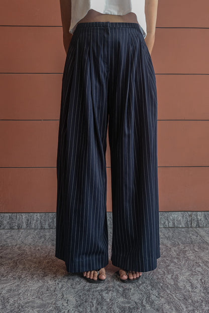 space line pants
