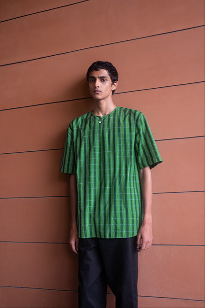 very green tee