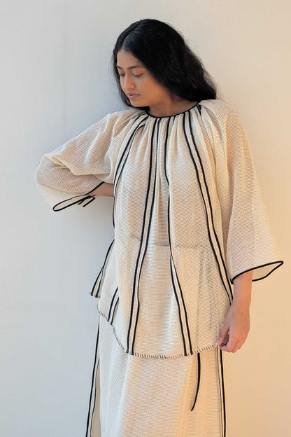Mesh Outline Top