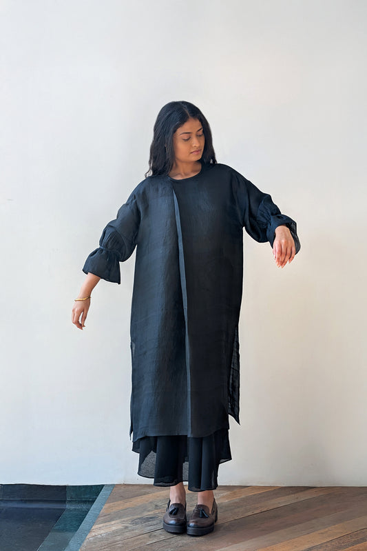 Kohl Broad Pleat Silk Set