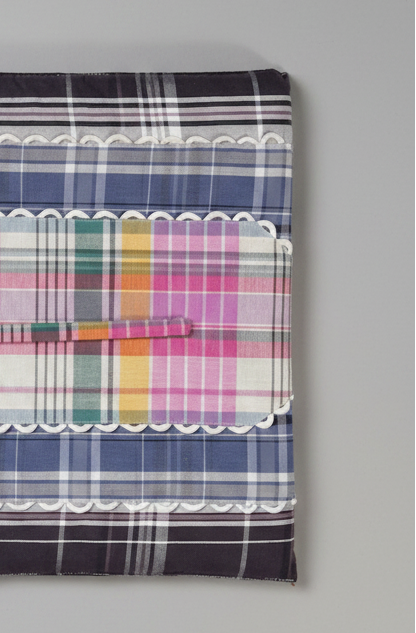 scallop laptop sleeve